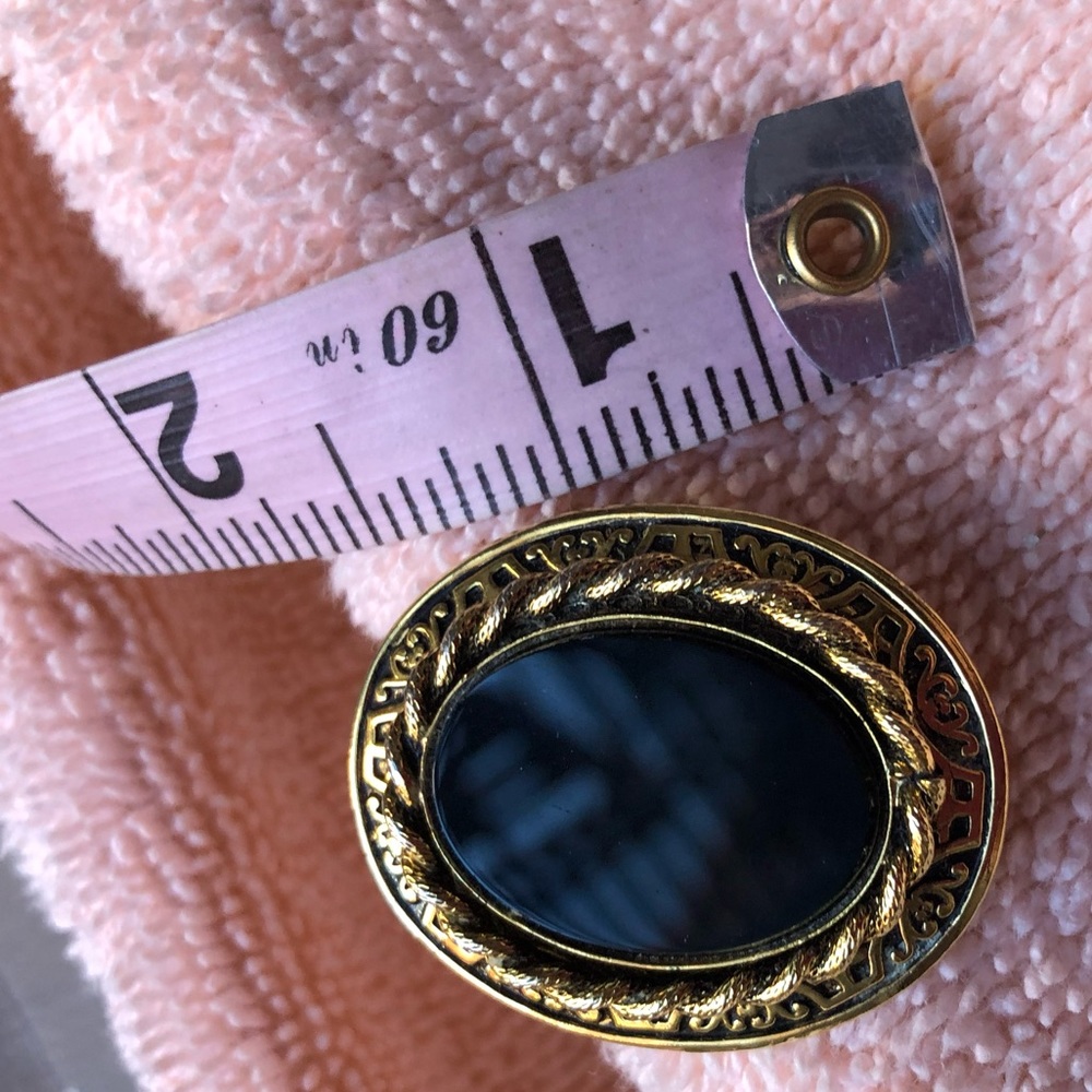 Brooch and pendant striking dark glass stone with exquisite gold tone setting. - Picture 4 of 5